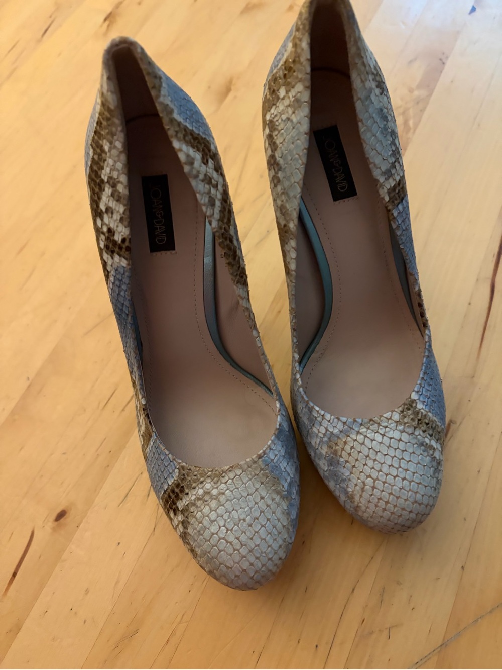 Joan & David Women's Snakeskin Pointed Toe Pump in Beige